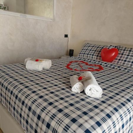 베로나 Palazzo Ponte Pietra 아파트 외부 사진